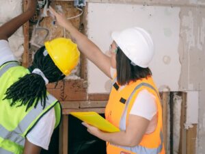 לא רק תקן: איך ציוד בטיחות נכון מונע טעויות, פגיעות והוצאות מיותרות